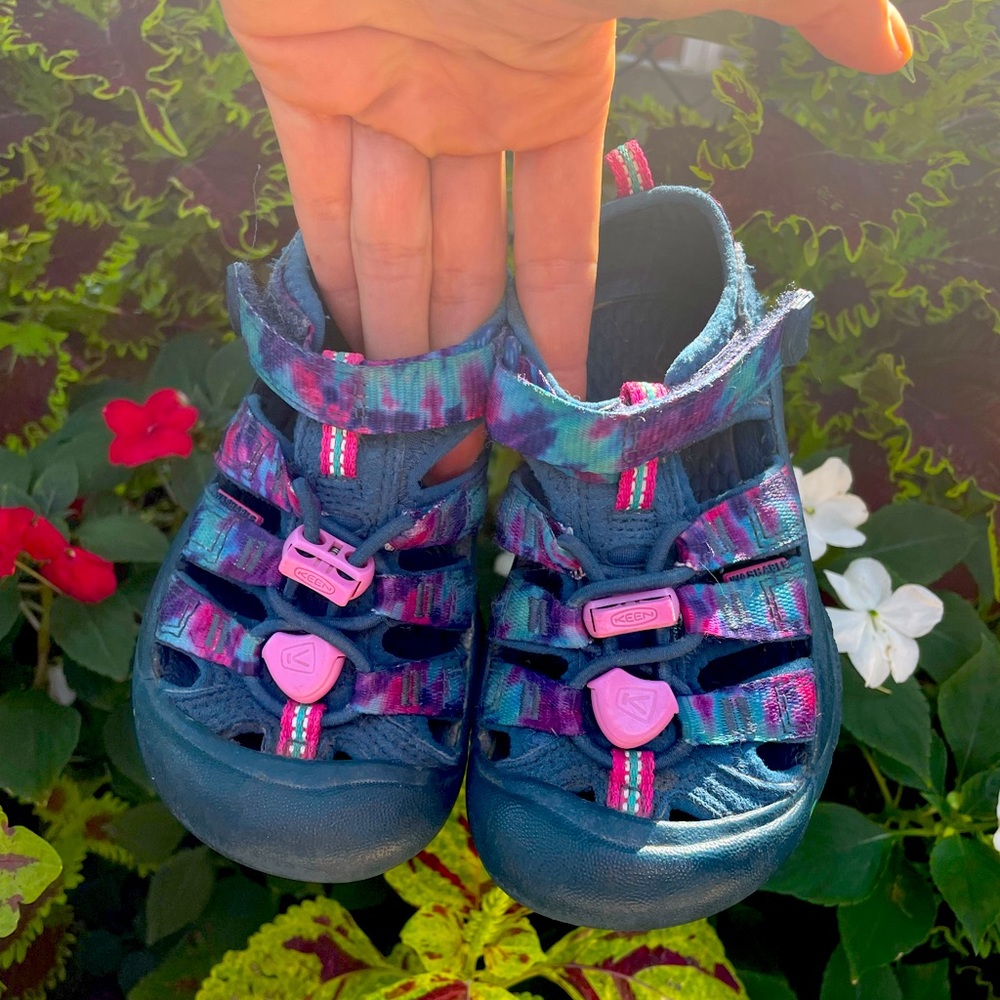 Keen’s Newport toddler water walking shoes